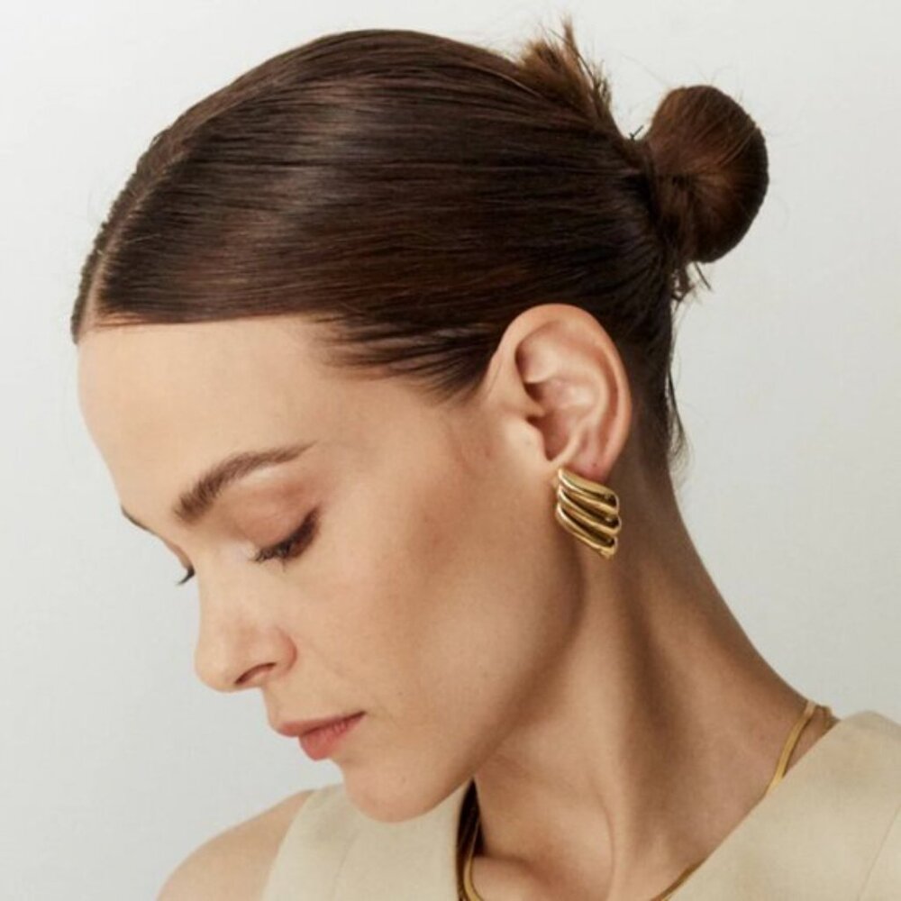 Revolve “Everett” Gold Wing Geometric Earrings - image 3